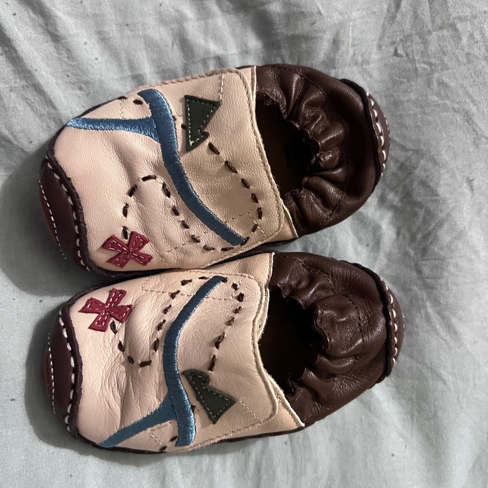 Umi brand shoe